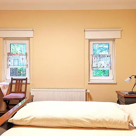 فندق مبيت وإفطار Weseraue